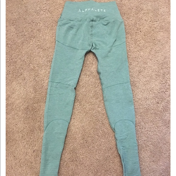 SOLD! Alphalete Revival Leggings - Picture 3 of 4